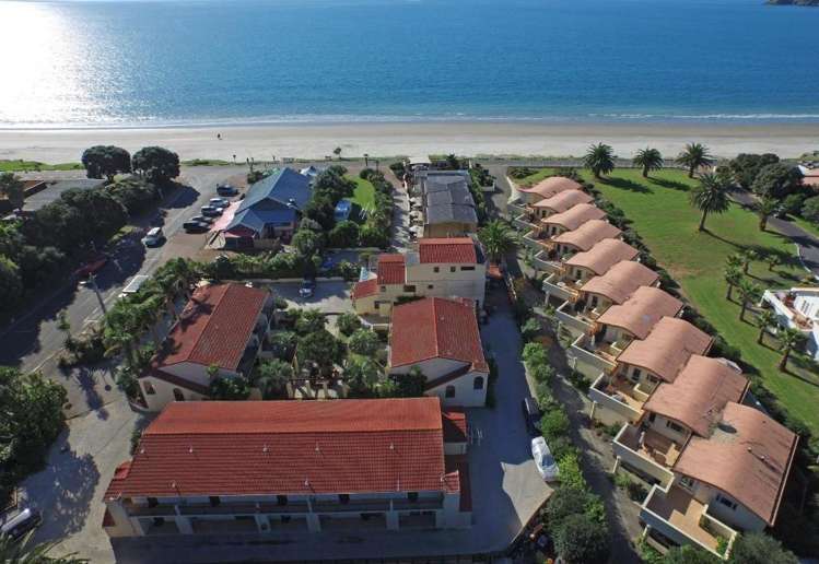 1B/3-7 Fourth Avenue Onetangi_15