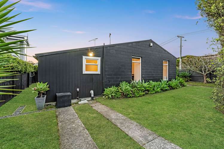 16 Robert Street Ellerslie_16