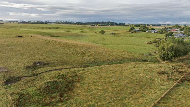 68 Cemetery Road Sanson_7