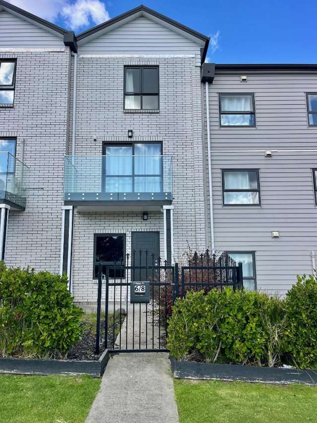 2-Bedroom Split-Level Homes in Wallson Village Ã¢ÂÂ Parking Included!