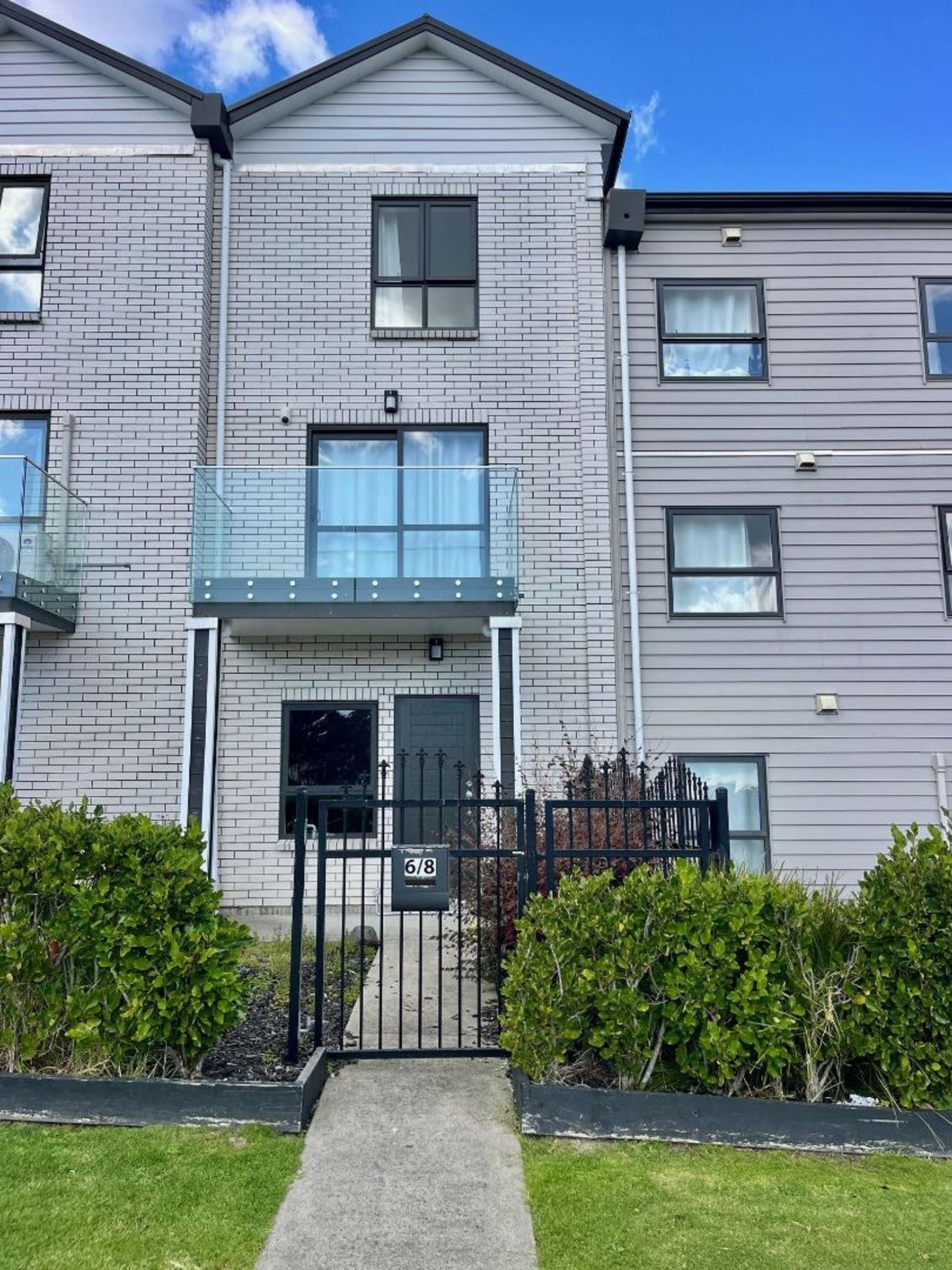 6/8 Kerrs Road Wiri_0