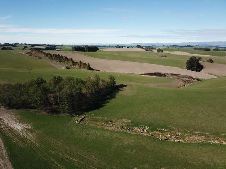 572 Cairn Road Clinton and Surrounds_11