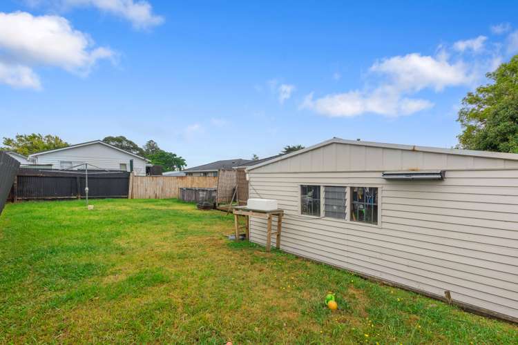 5 Rainbow Place Wattle Downs_9