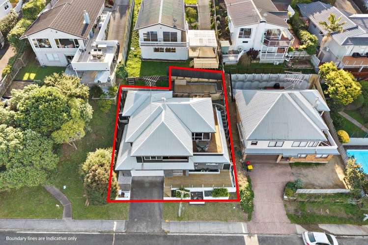 2/9 Colmar Road Mellons Bay_37