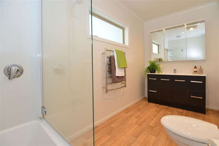 133 West Hoe Heights Orewa_12