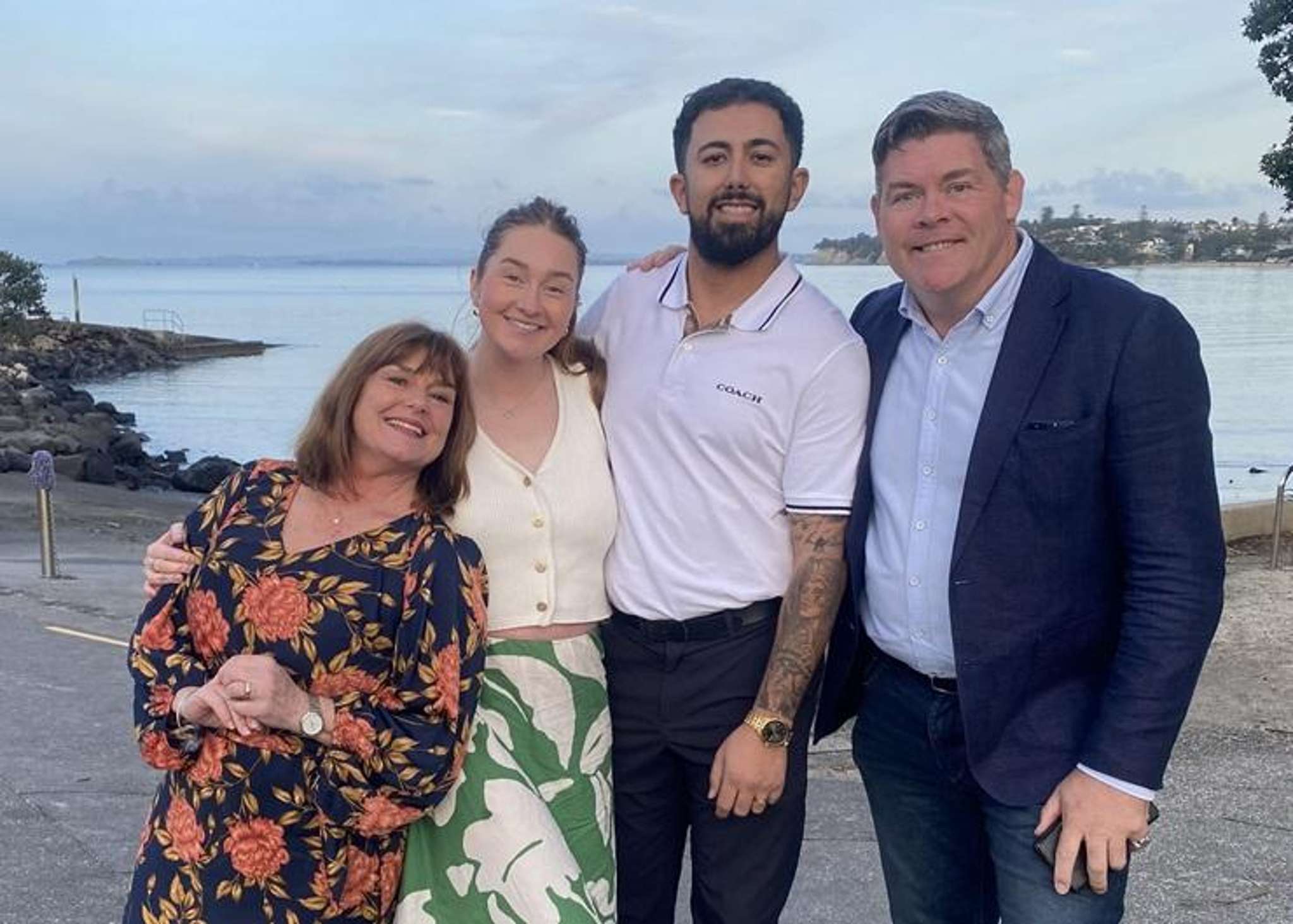 Definitely maybes v champagne super nopers