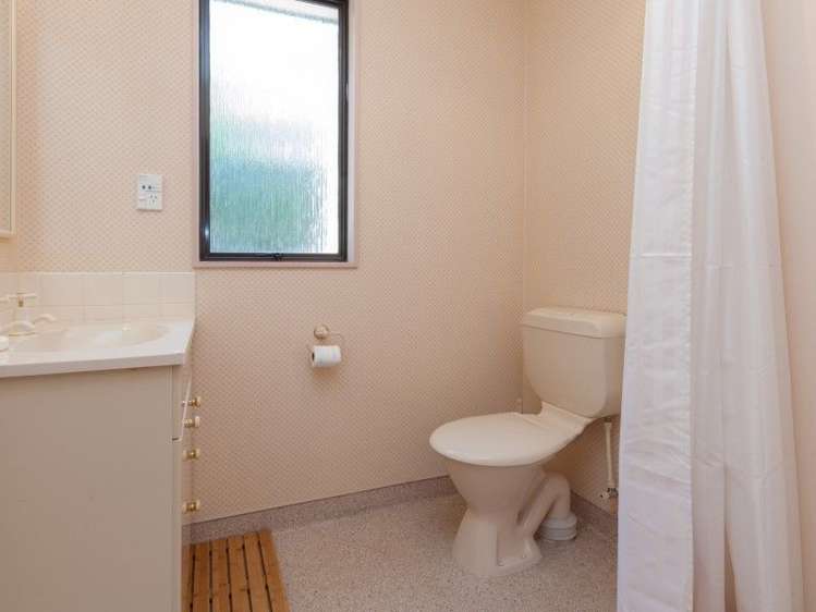 64 Oregon Drive Kelvin Heights_9