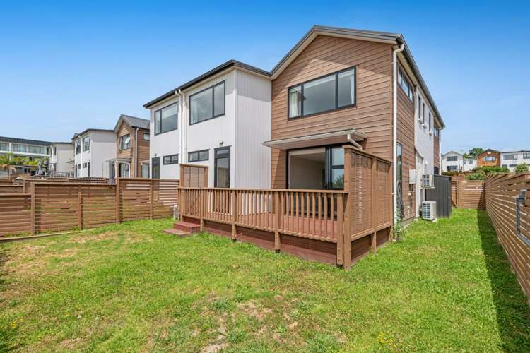 12 Seafarer Crescent_1