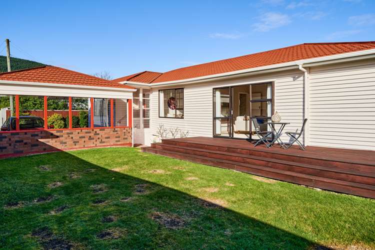 27 Findlay Street Tawa_10