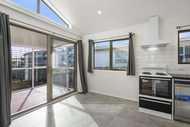 23 Connaught Street Blockhouse Bay_2