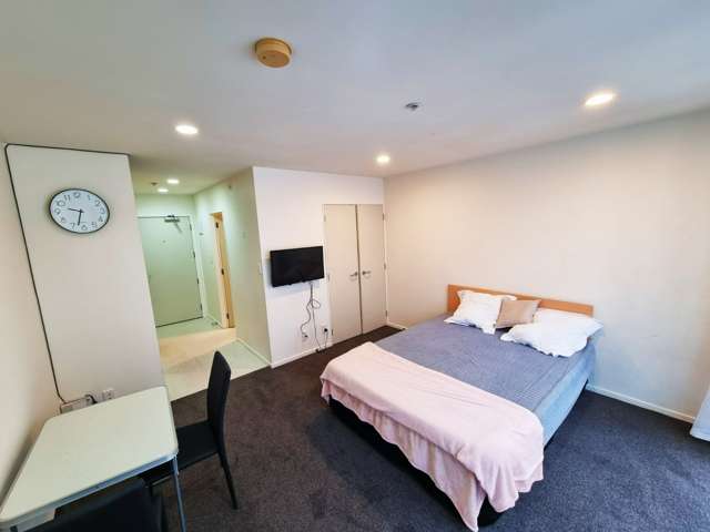 STUDIO APARTMENT ON THE TERRACE