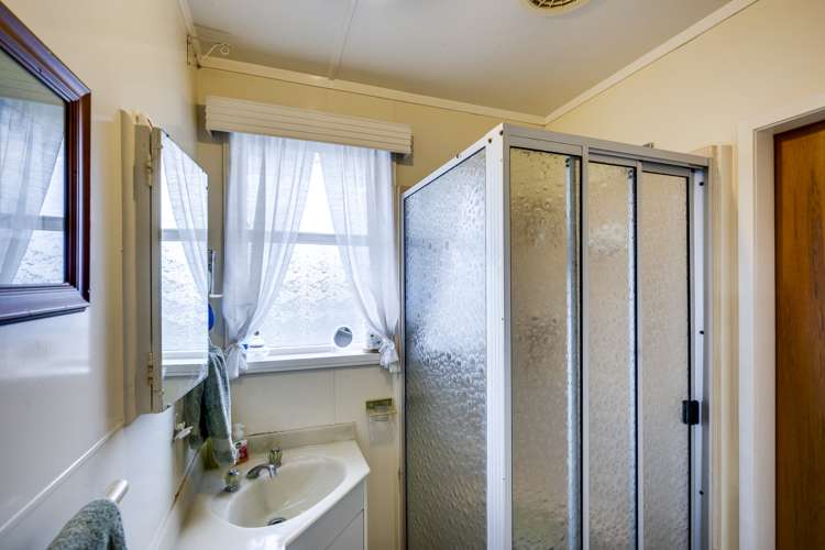 57 Lyttelton Crescent Tamatea_11