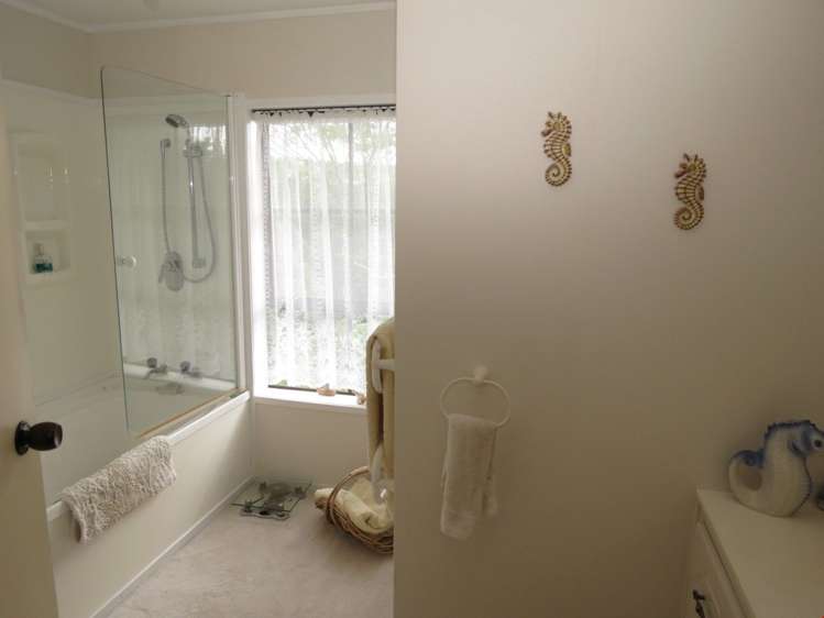 102 Gatland Road Opaheke_1