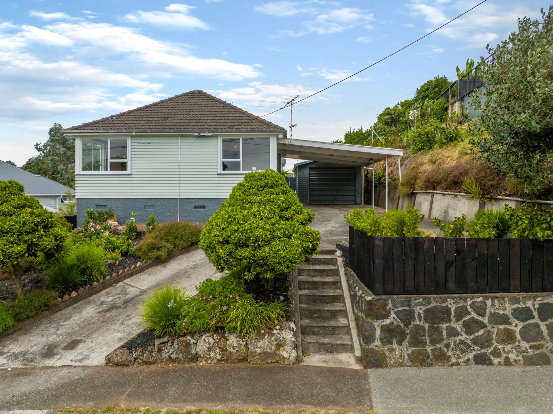 8 Dally Terrace Mount Roskill_0