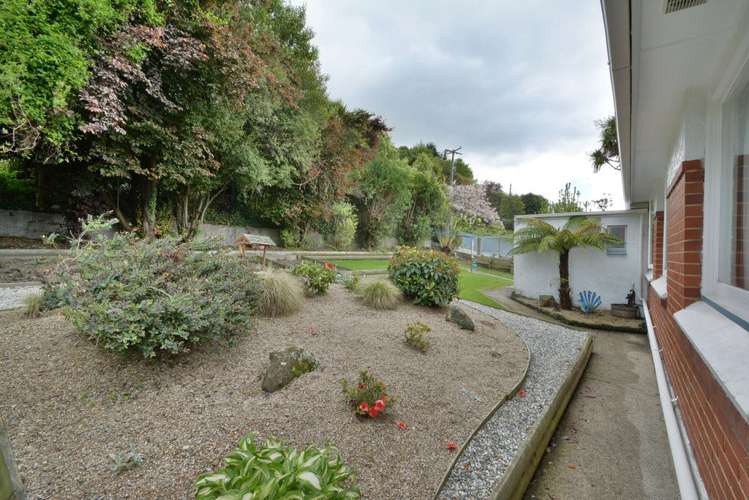 88 Playfair Street Caversham_17