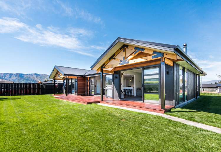 4 Paradise Place Lake Hawea_16