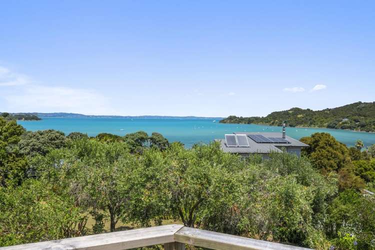 18 Huia Street_0