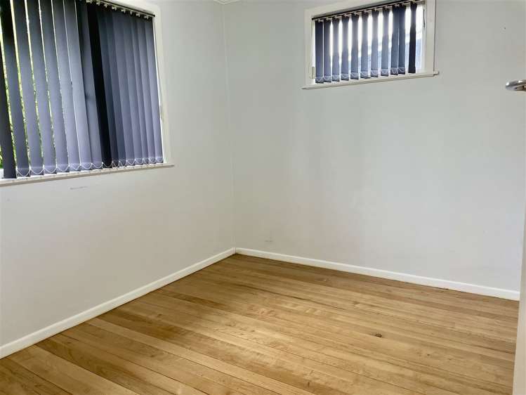 12 Chaucer Place Blockhouse Bay_10