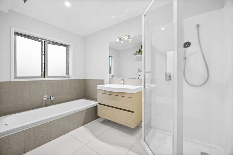 101 Waitakere Road Waitakere_26