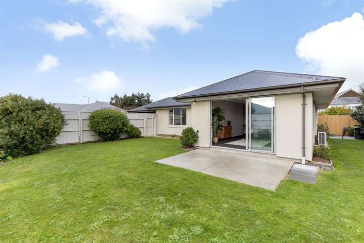 14 Saint Adela Place Woolston_14