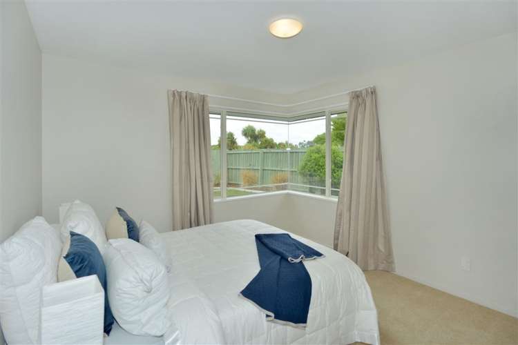 14 Flaxon Place Burwood_14