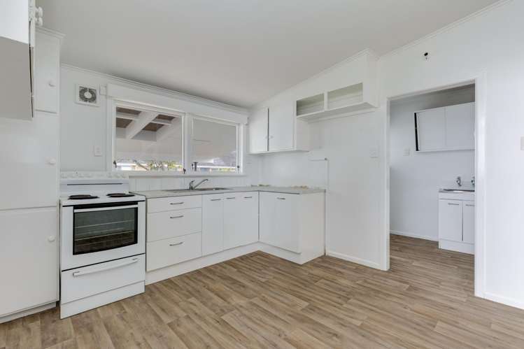 33 Mcburney Place Mangere East_3