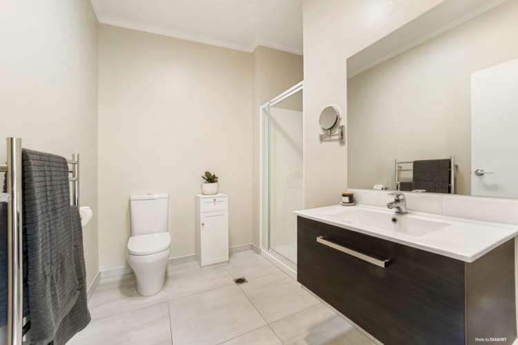 8 Kerewhenua Crescent Hobsonville_9