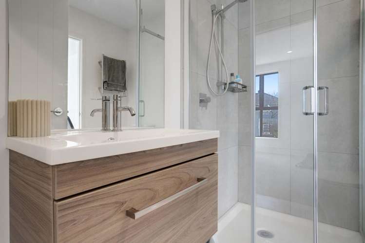 2/1 Jersey Avenue Mount Albert_11