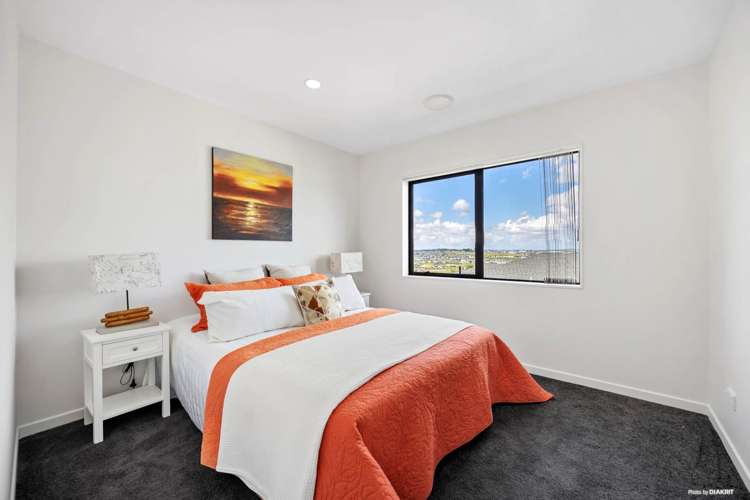 24 Ascension Crescent Orewa_9