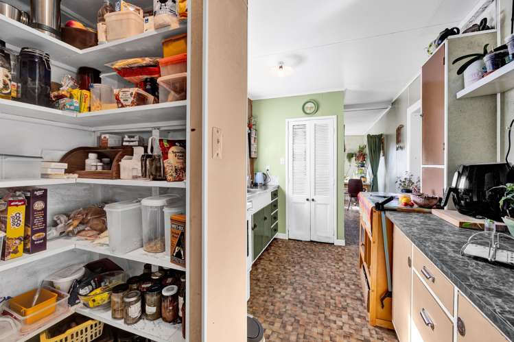 11 Dorset Street Patea_13