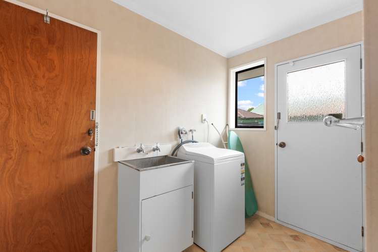 3/64 Albert Street Palmerston North Central_18