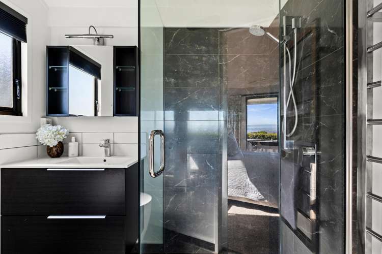 37 Hikanui Drive Havelock North_12