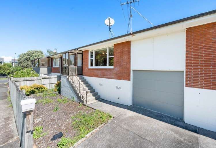 2/97 Pah Road Royal Oak_10