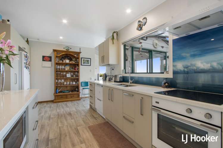 117 Athenree Road Athenree_7