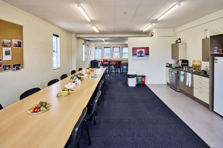 44 Queens Drive Hutt Central_8