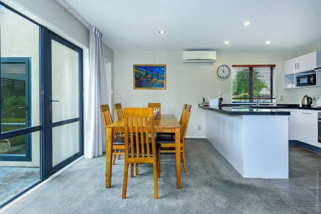 2/573 Manchester Street Saint Albans_4