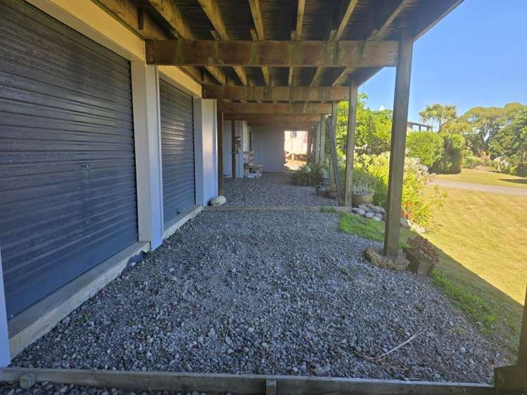 86 Lake Ferry Road Lake Ferry_15