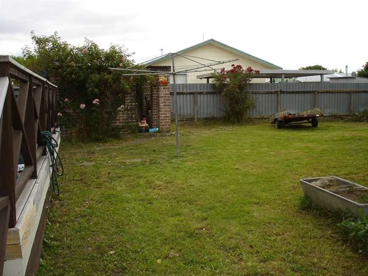 320 Portsmouth Road Flaxmere_11