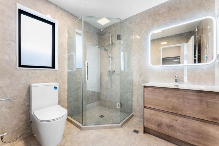 6 Maia Place Henderson_19