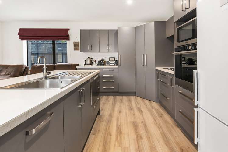 18 Blue Jean Avenue Rolleston_31