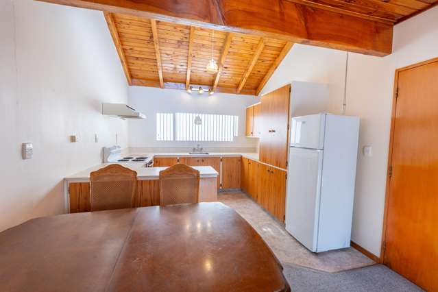 2/109A North Street Seaview_3