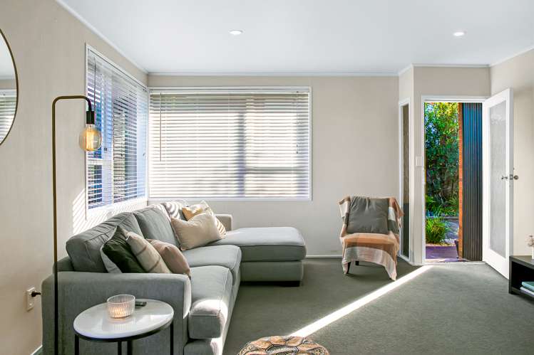 1/8 Akehurst Avenue New Lynn_6