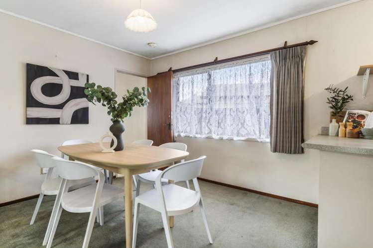 11 Frank Evans Place Henderson_12