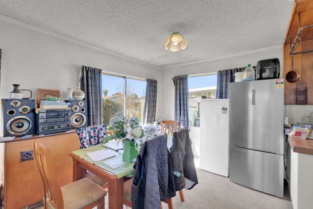 3 Dalton Crescent Dinsdale_4