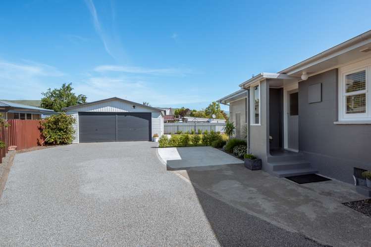 8 Houghton Crescent Redwoodtown_14