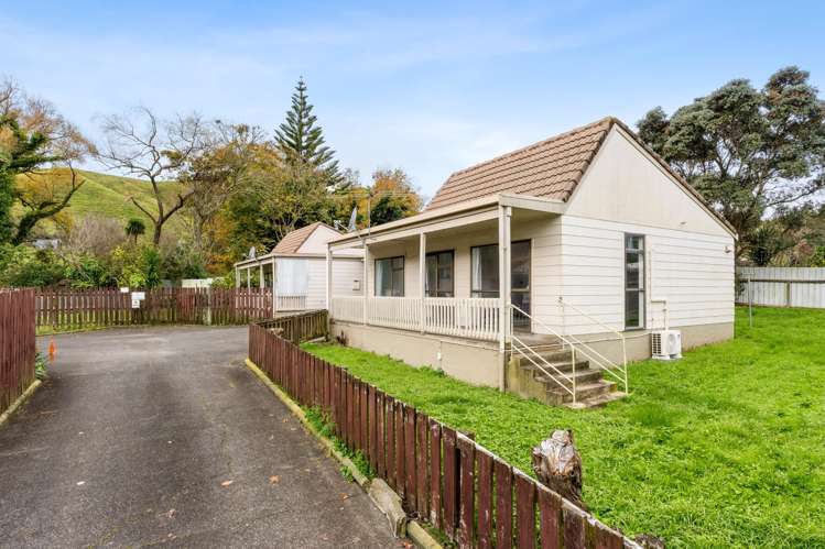 13 & 15 Gillies Street Outer Kaiti_13