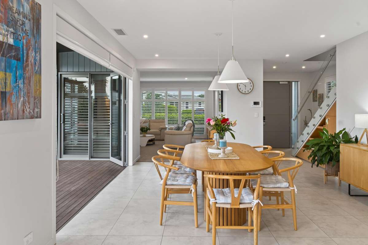 64 Sandhurst Drive_2