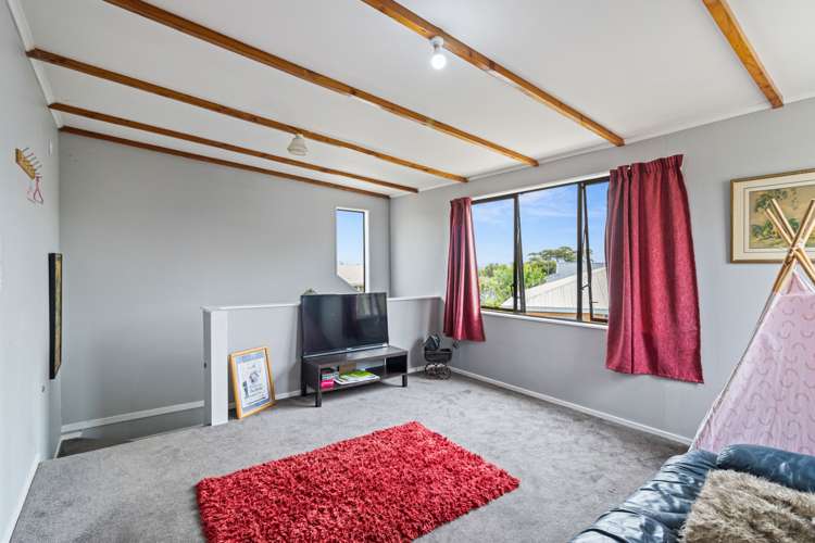 44 Lansdowne Crescent Glenview_13