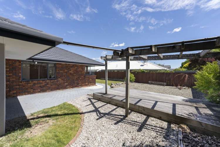 52 Aldinga Avenue Stoke_19