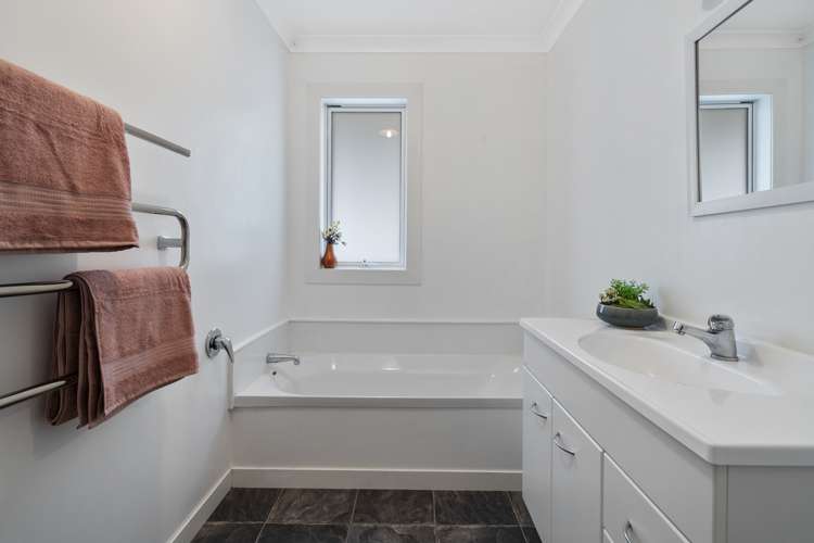 3b Upham Terrace Roslyn_19